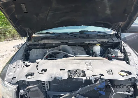 2018 Ram 1500 Express 4X4 5'7 Box from USA, damaged, VIN 1C6RR7KT4JS316608